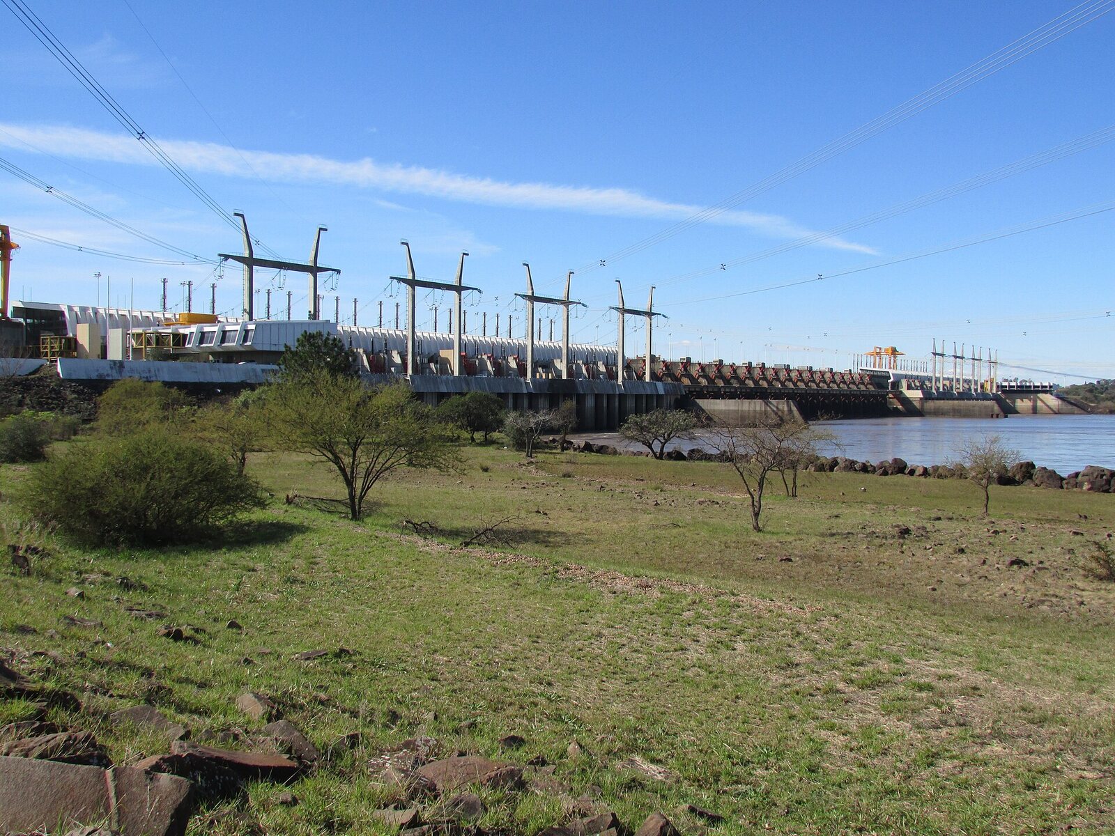 Pesca del dorado en el río Uruguay: lo que tenés que saber antes de ir a Salto